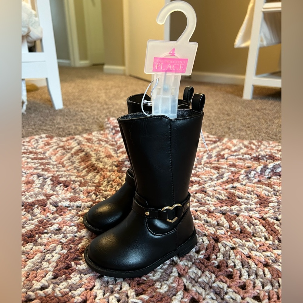 Baby boots🩷